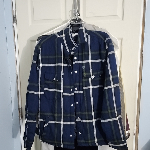 Aeropostale Navy and Green Plaid Shirt Jacket - Picture 1 of 11
